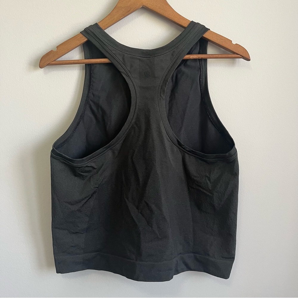 ✨2/$30✨ Lululemon Racerback Cropped Tank - Picture 2 of 4